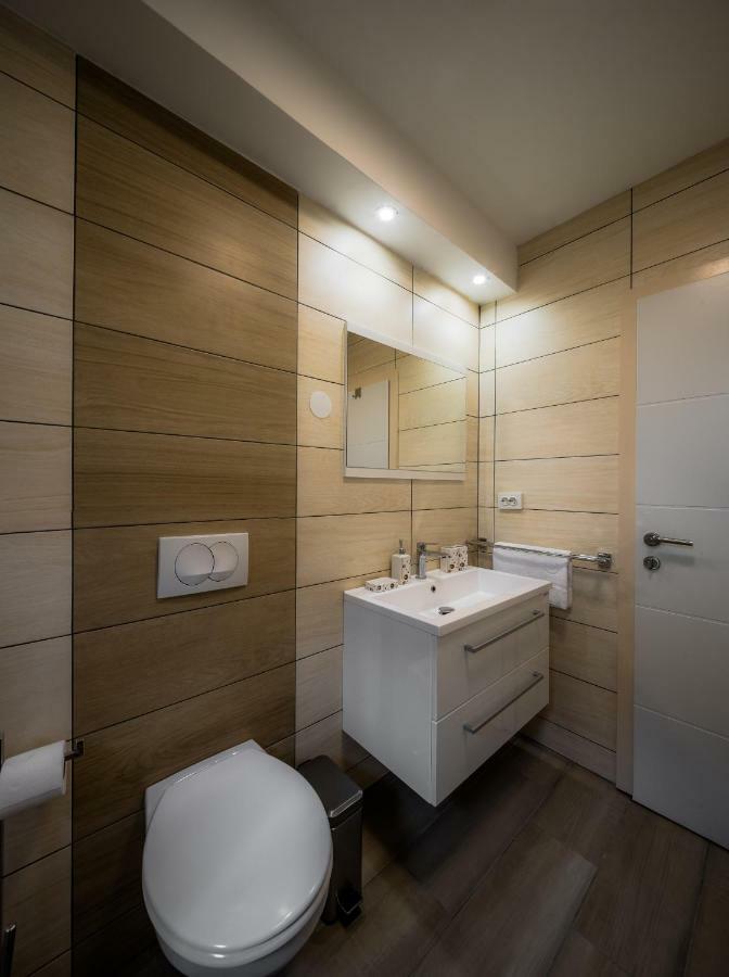 Plitvice Family Apartment コレニツァ エクステリア 写真